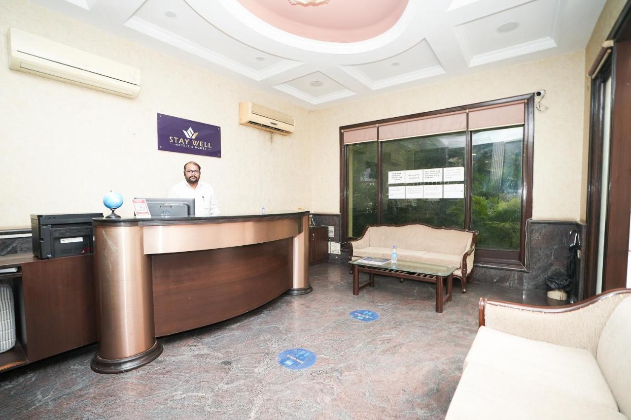 Stay Well Hotels & Homes Γκουργκάον Εξωτερικό φωτογραφία